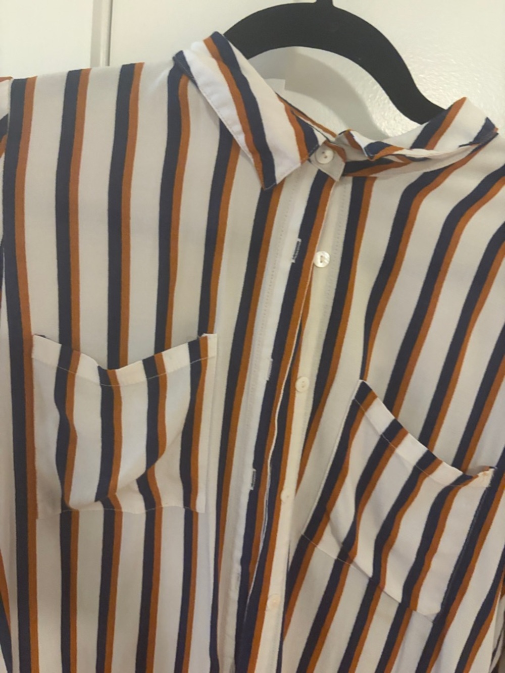 Forever 21 Striped Button-Up Shirt in White, navy blue & Rust - Picture 2 of 2